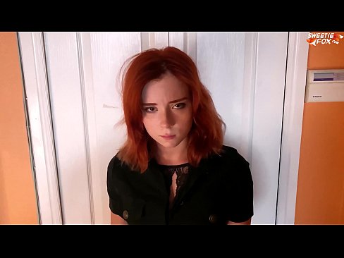 ❤️ A Guardia di Sicurezza hà punitu una bella donna per un tacchettu - Cum in bocca ❤️ Super porn à co.tukifporno.ru ️❤